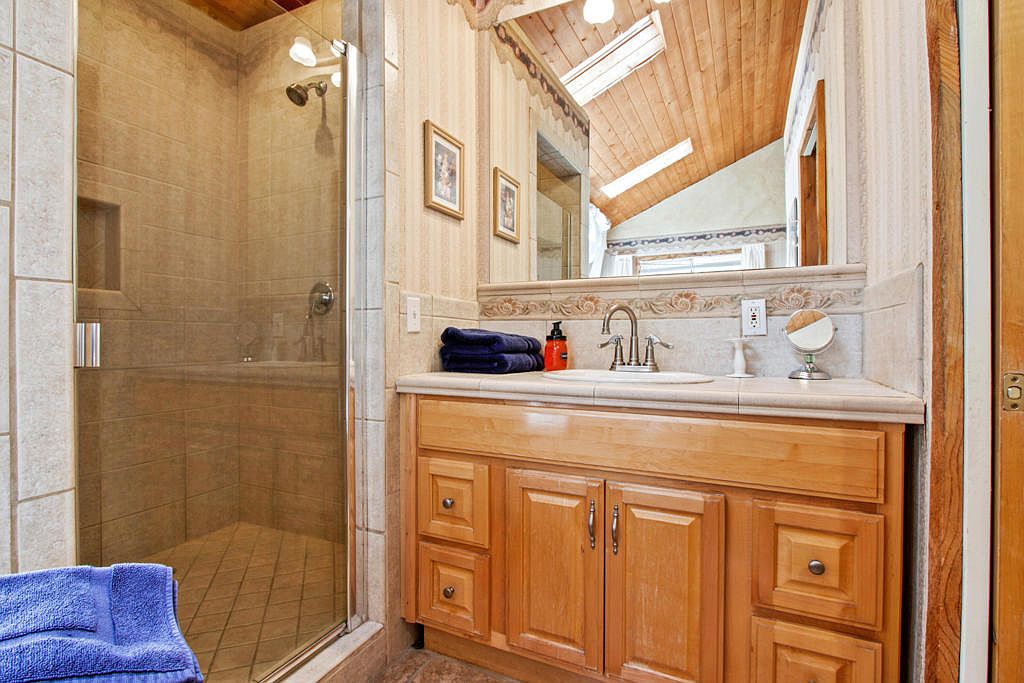 Property photo 61