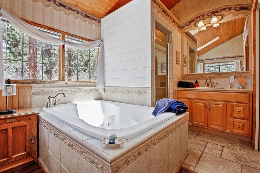 Property photo 60