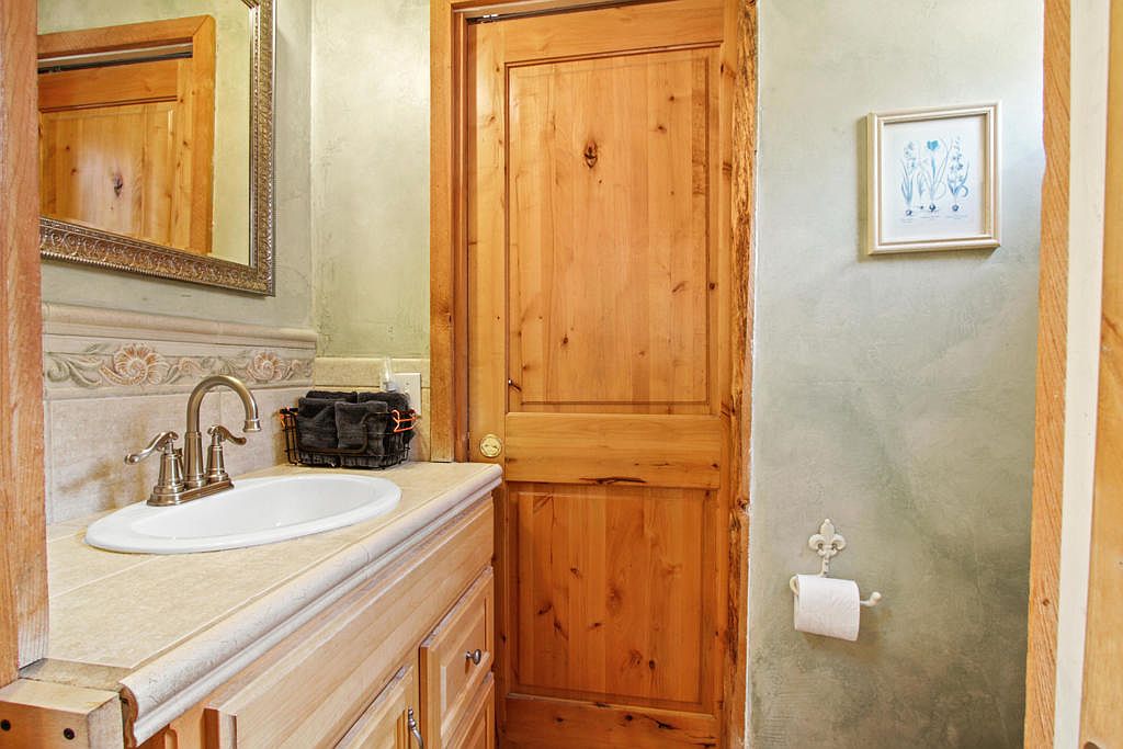 Property photo 63
