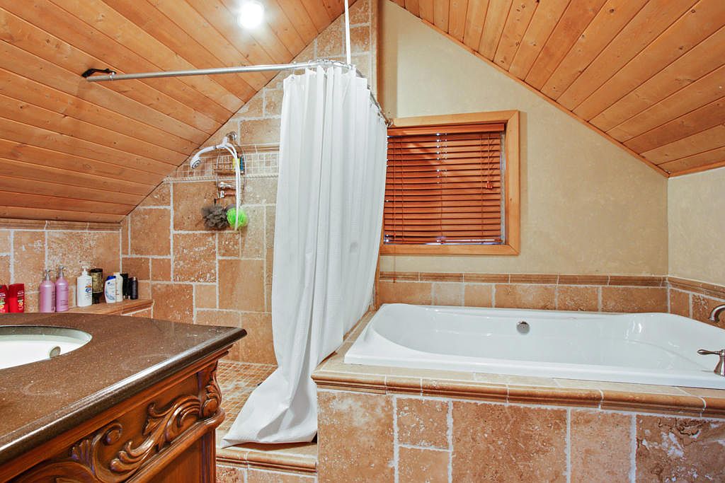 Property photo 50
